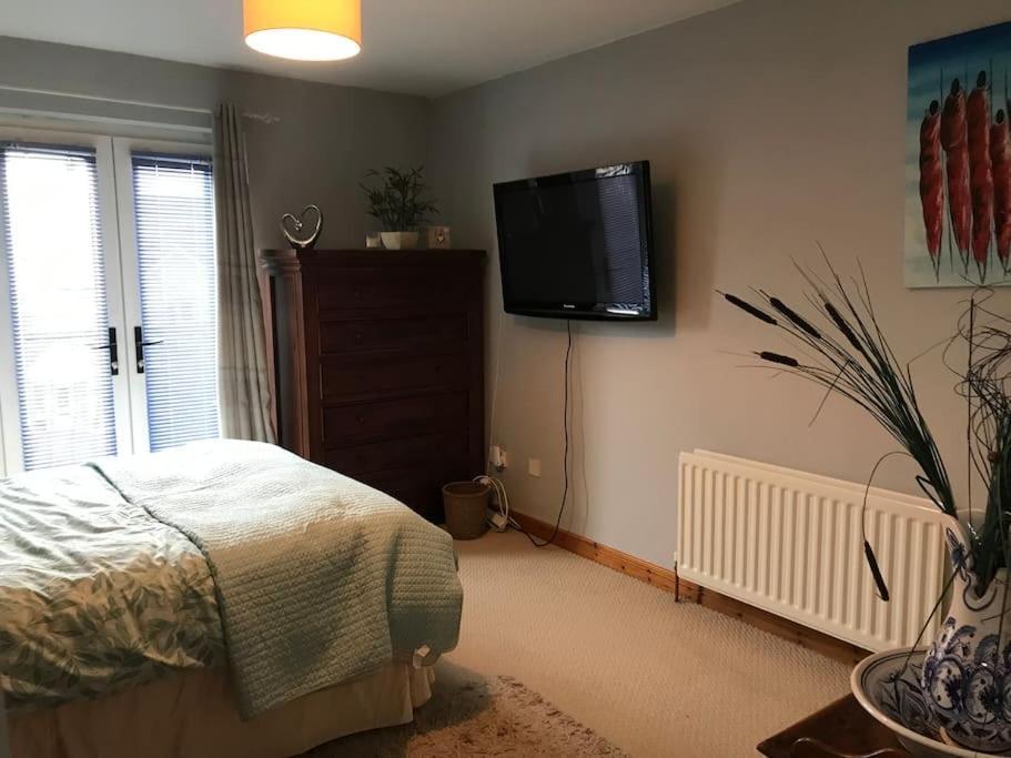 Pet Friendly Derry Airport, Nature Walks