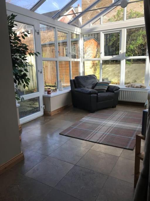 Pet Friendly Derry Airport, Nature Walks Eglinton