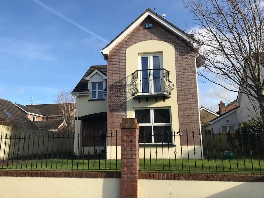 Pet Friendly Derry Airport, Nature Walks Holiday home
