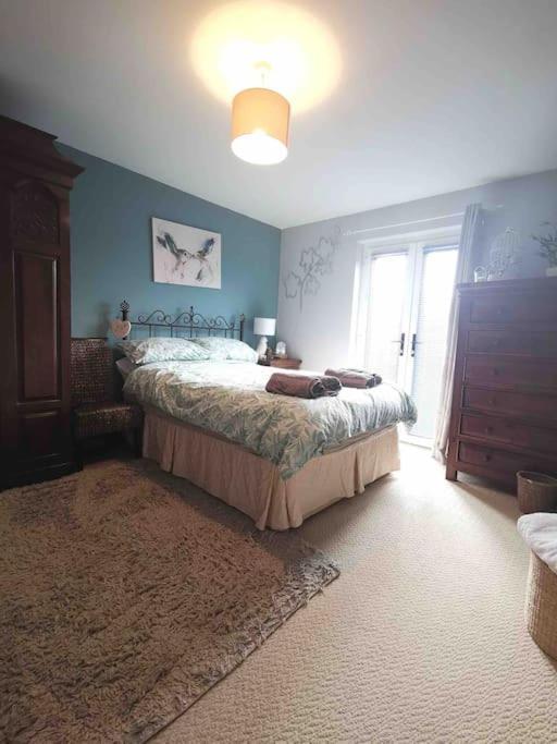 Pet Friendly Derry Airport, Nature Walks Holiday home