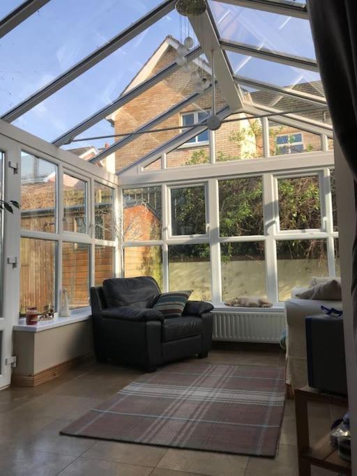 Pet Friendly Derry Airport, Nature Walks * Eglinton